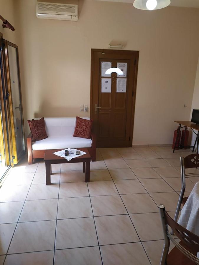 Markos Apartments 4 Stoupa Luaran gambar